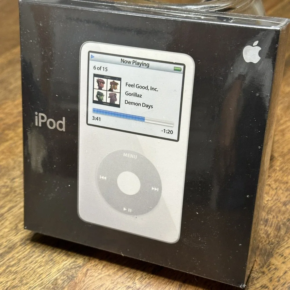 NEW SEALED Apple iPod Classic 5th Gen. 30GB - White (MA002LL/A) MP3 Player